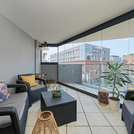 Spacious Apartment With Balcony Near The Slavic Hill Wroclaw By Renters Prestige المظهر الخارجي الصورة