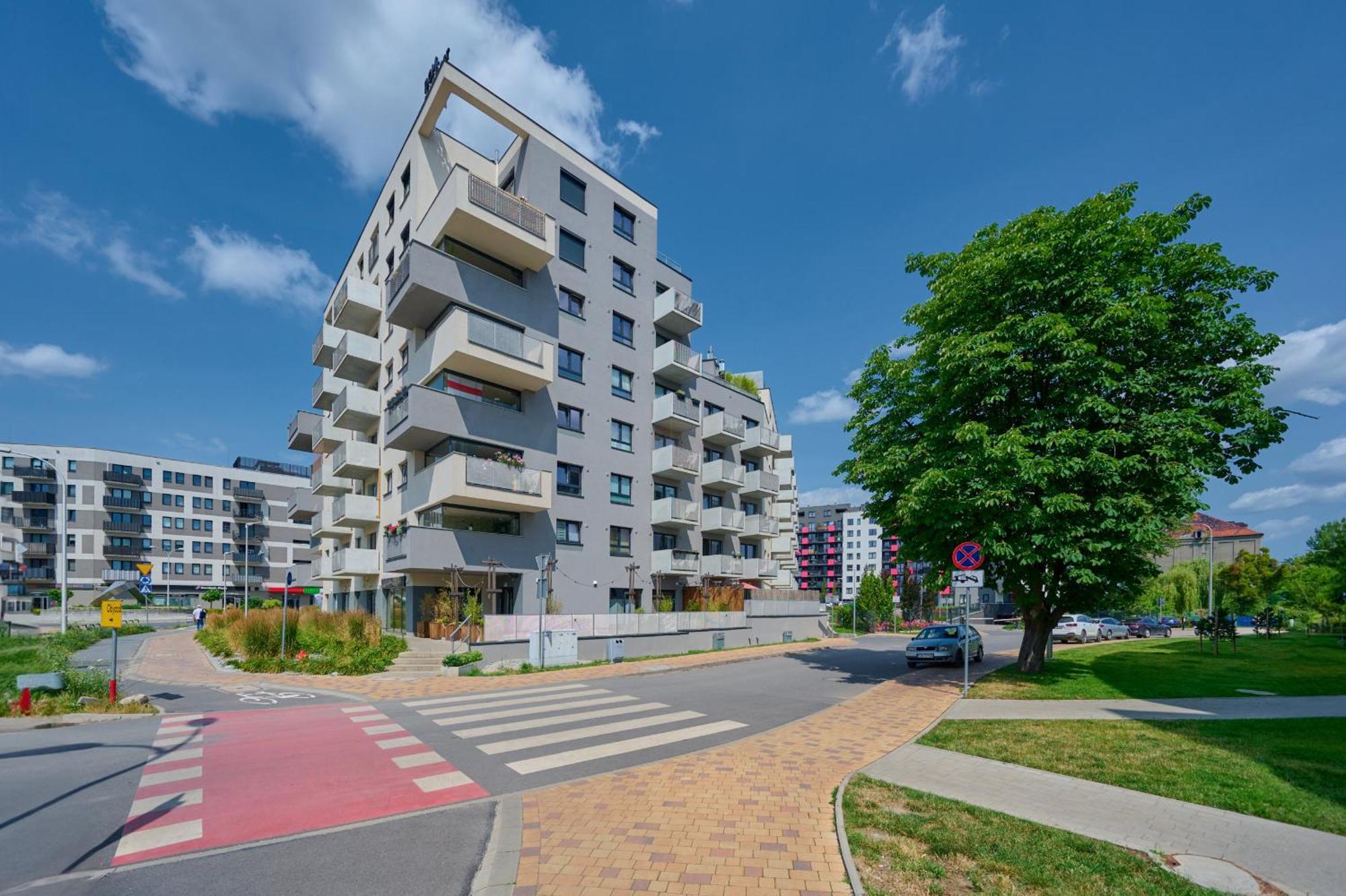 Spacious Apartment With Balcony Near The Slavic Hill Wroclaw By Renters Prestige المظهر الخارجي الصورة